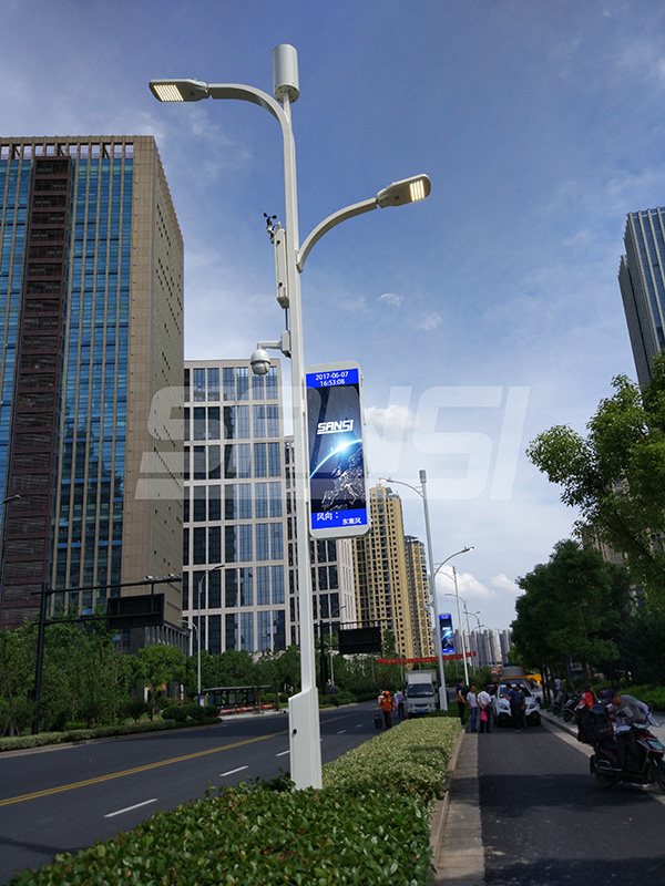 新技術(shù),智慧燈桿,創(chuàng)造節(jié)能環(huán)保,城市照明