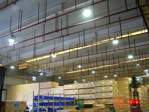 上?，F代摩比斯有限公司工礦燈